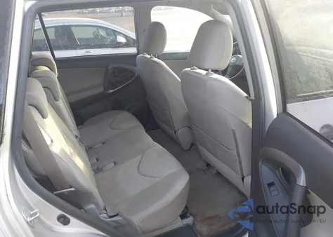 2010 Toyota Rav4 z USA, uszkodzony, nr VIN JTMBF4DVXAD026944